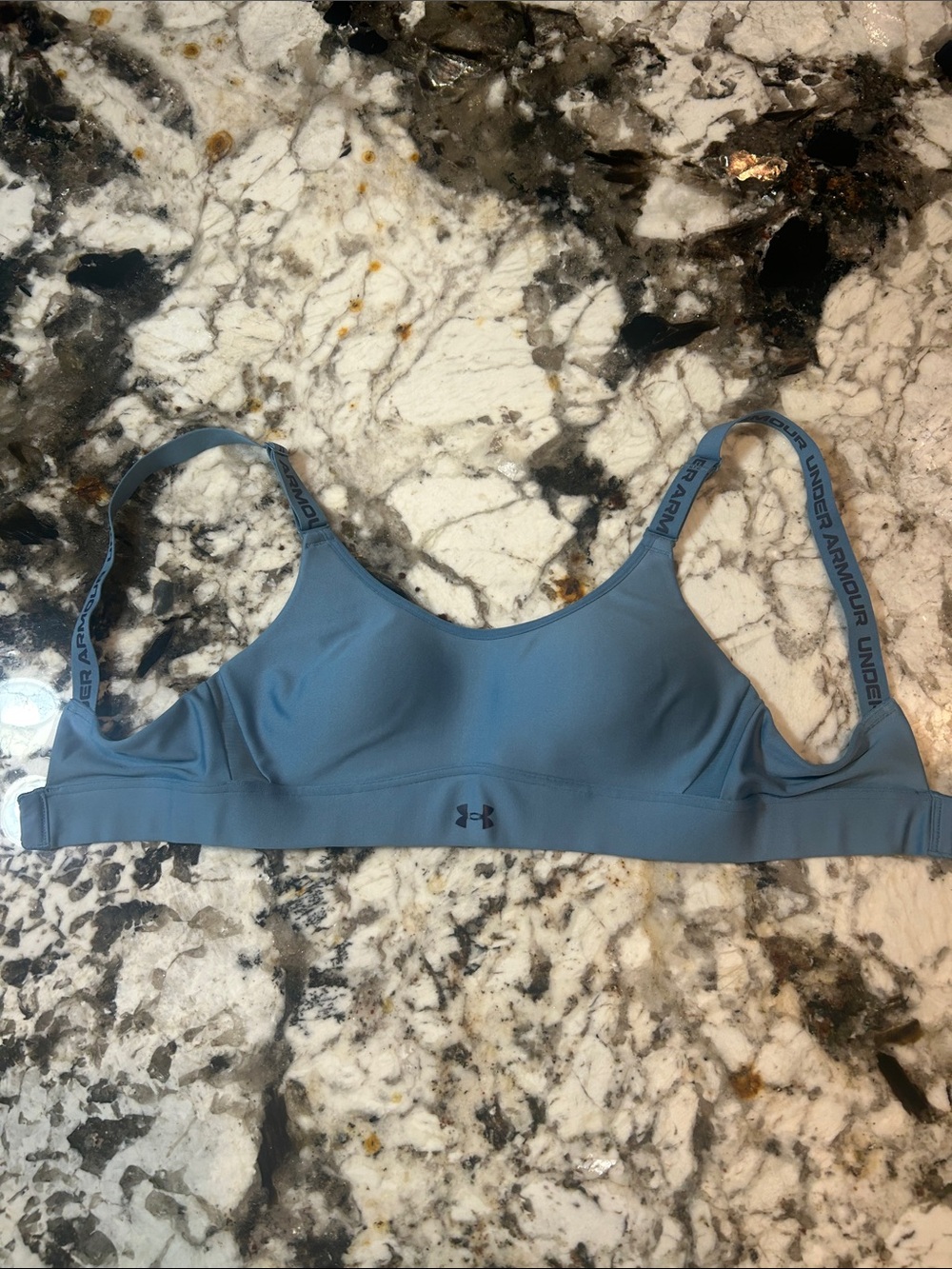 Under Armour Women's Sky Blue Wireless Medium Support Sports Bra